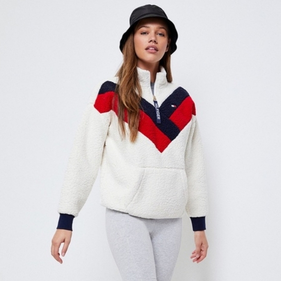 Tommy Hilfiger Chevron 1/4-Zip Sherpa Sweater - Picture 1 of 9